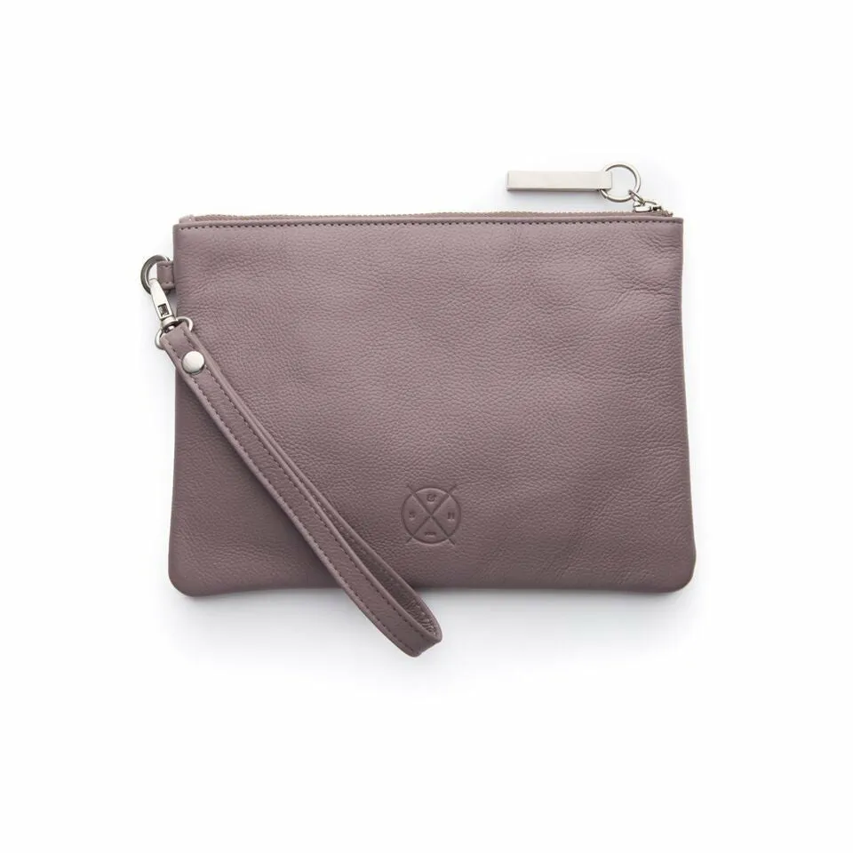 Stitch & Hide Cassie Clutch